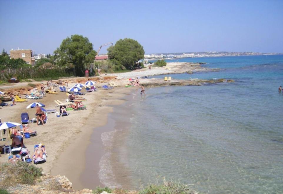 Iliostasi Beach Apartments Hersonissos  Exterior foto