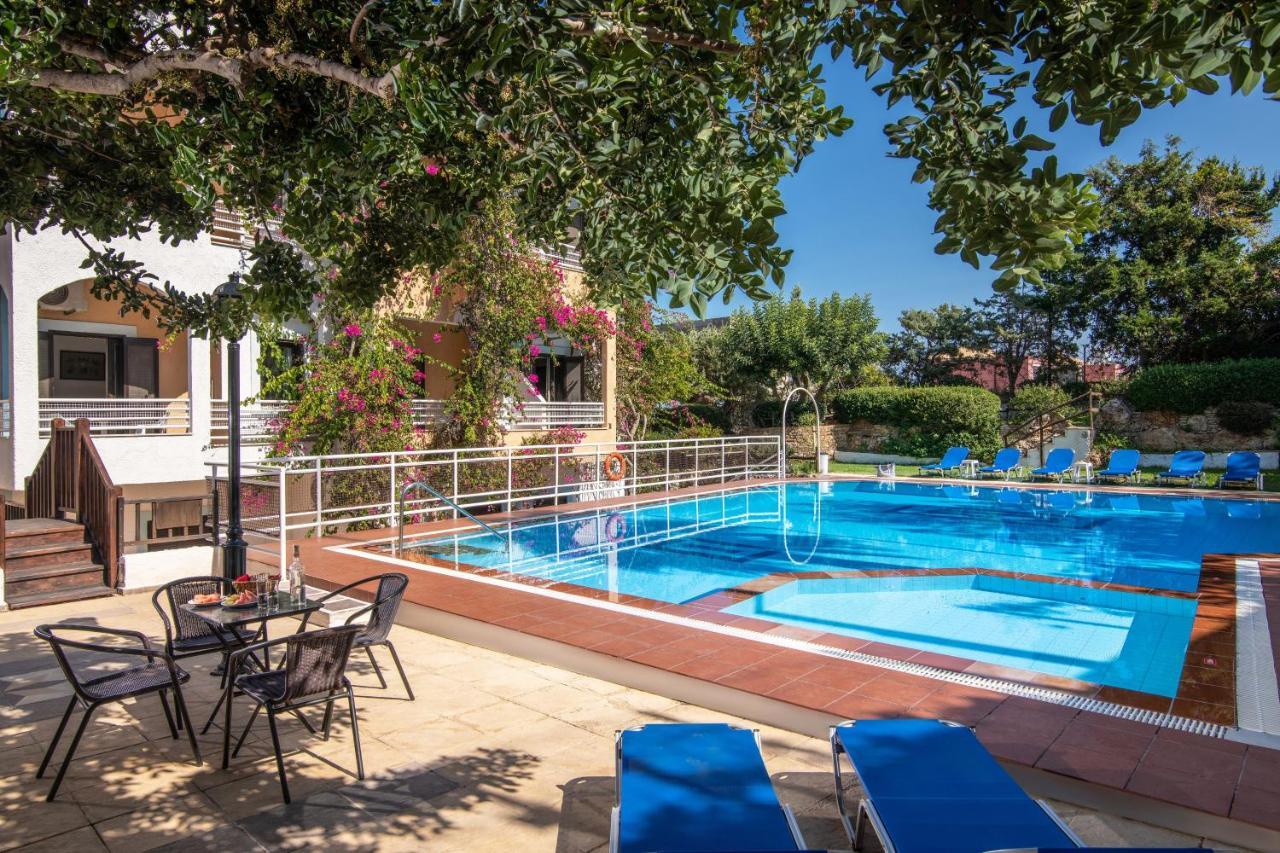 Iliostasi Beach Apartments Hersonissos  Exterior foto