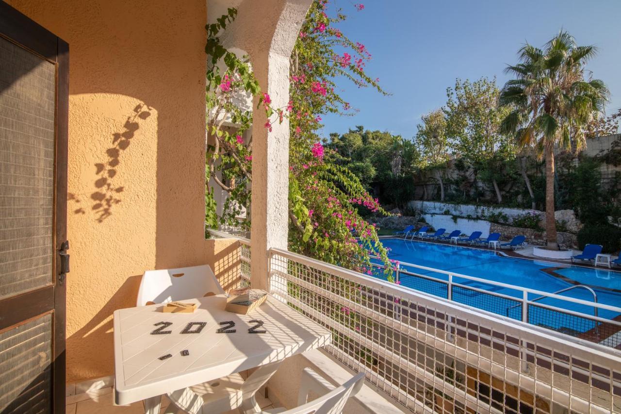 Iliostasi Beach Apartments Hersonissos  Exterior foto