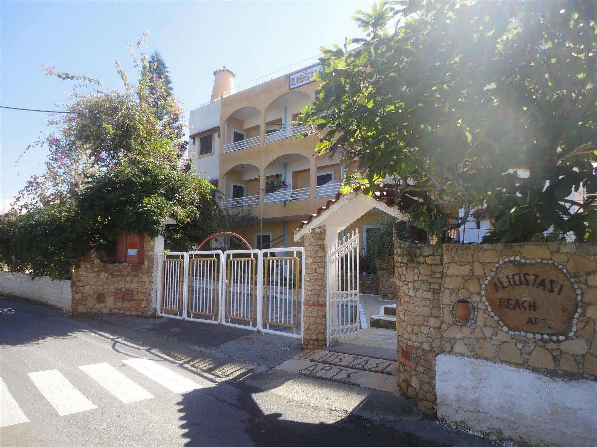 Iliostasi Beach Apartments Hersonissos  Exterior foto